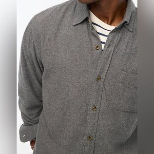 J. CREW 🆕Classic flannel shirt Long Sleeve.  Color Hthr Carbon. Size: M